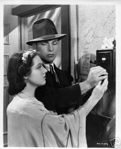 Buster Crabbe con Edna Sedgewick en una escena del serial 