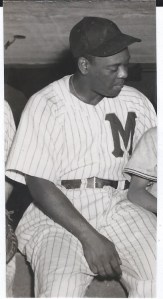 Chiquitín Cabrera vistiendo la franela del Marianao