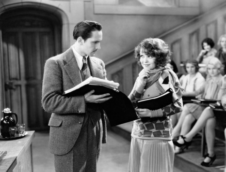 Fredric March y Clara Bow en Loca Orgía (1929)