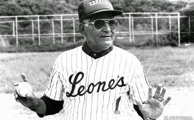 Pompeyo Davalillo en sus años de dirigente de los Leones de Caracas