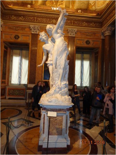 apolo-y-dafne-1622-1625-escultura-en-marmol-de-243-cm-de-altura-foto-del-autor