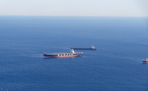 barcos-en-espera-para-entrar-a-gibraltar