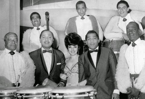 Afroantilla y Ultiminio en acción