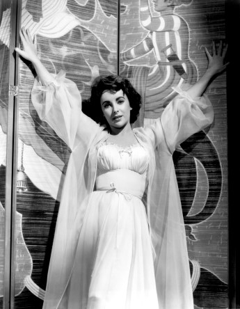 Elizabeth Taylor en La senda de los elefantes (1954)