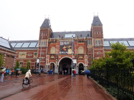 Entrada principal del museo nacional