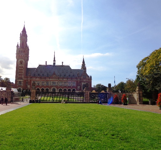 Palacio de la Paz, donde radica la Corte Internacional de Justicia 2