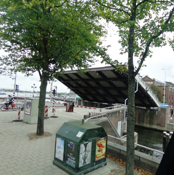 Puente levadizo en Ámsterdam