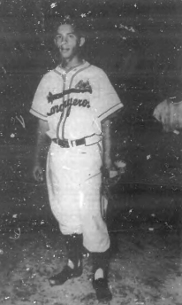 José Pantalones Santiago