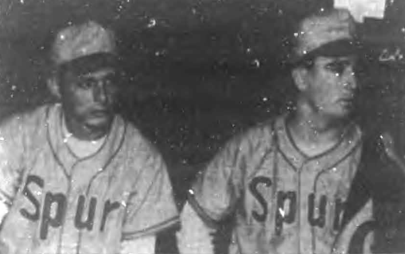 Los cubanos Orlando Moreno y Leonardo Goicochea en el Spur Cola